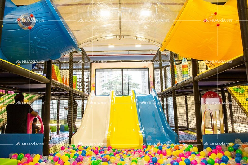 Мягкая крытая игровая площадка, спроектированная для Мумбаи