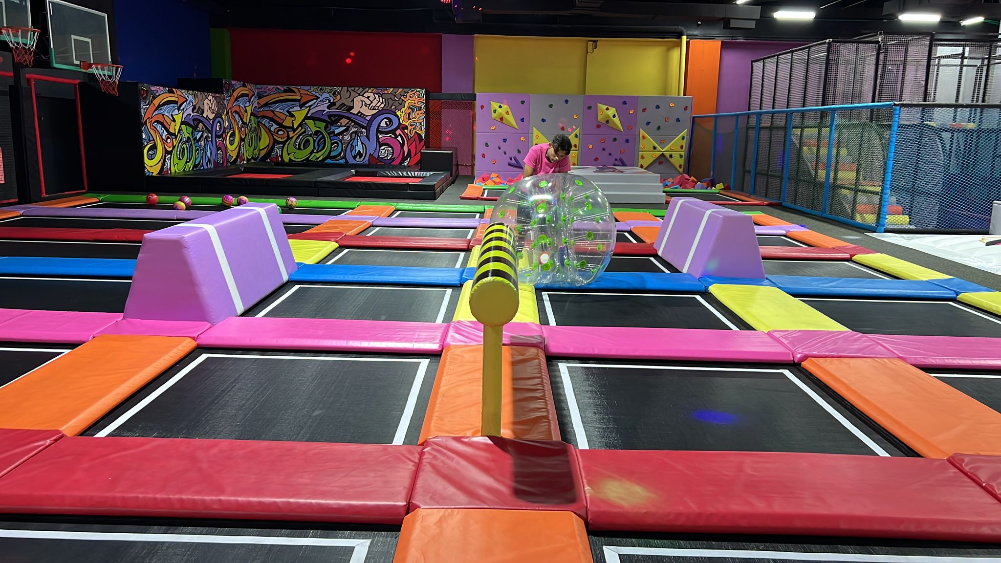 батутный парк L02