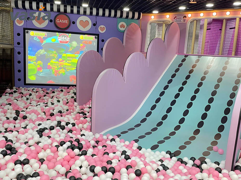  Крытая игровая площадка M0027