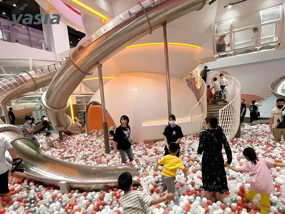 Крытая игровая площадка M0018